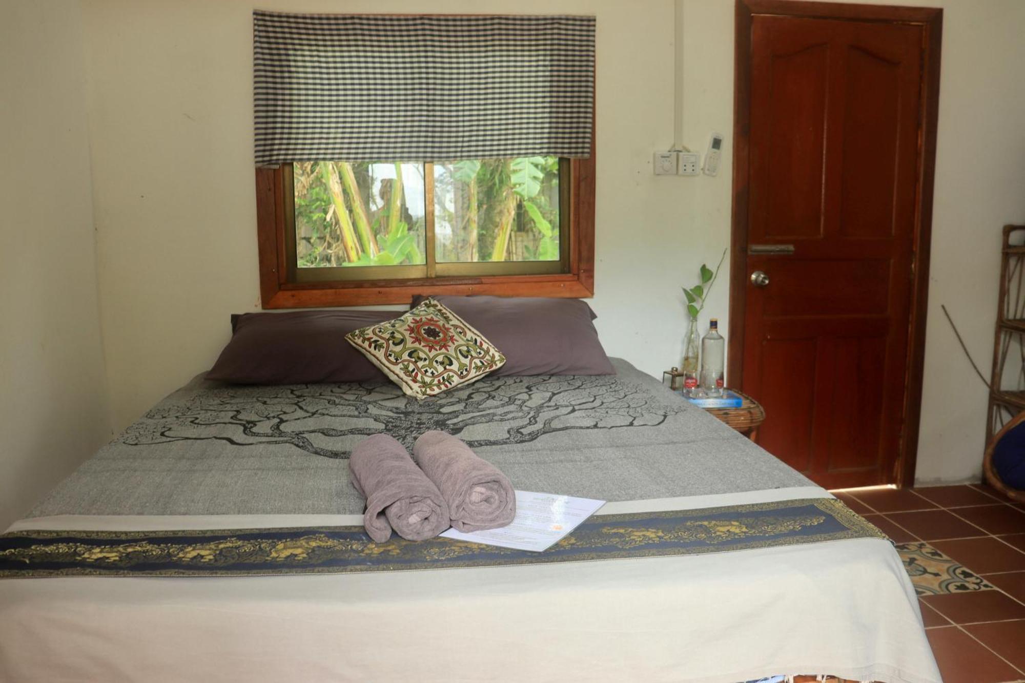 Beach House Cambodia Koh Rong Sanloem Exterior photo