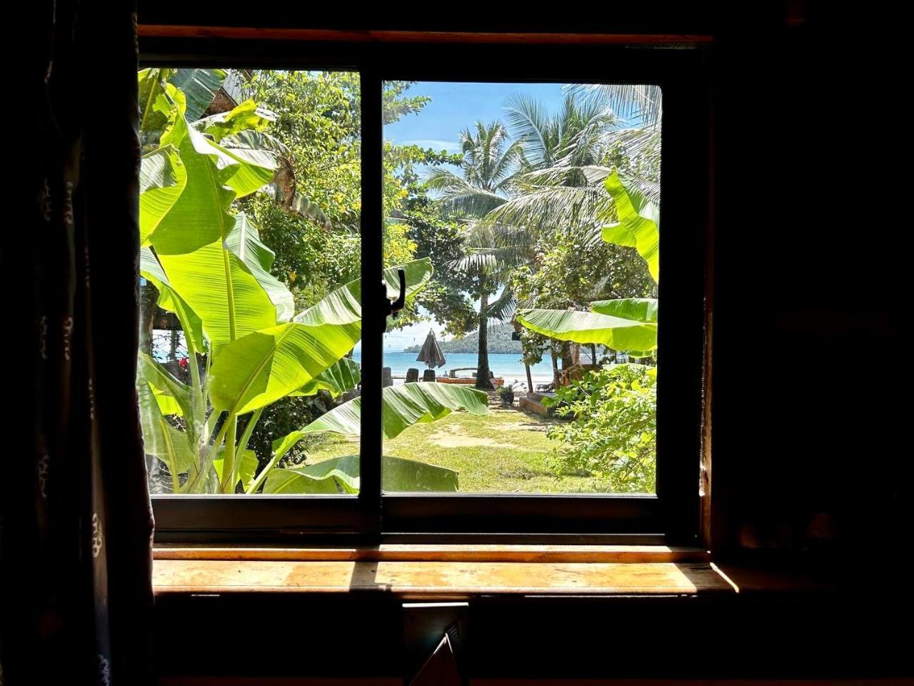 Beach House Cambodia Koh Rong Sanloem Exterior photo